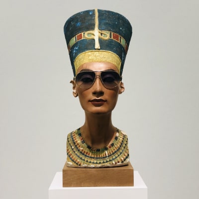 Isa Genzken, Nofretete, Ikonen, was wir menschen anbeten, Kusthalle Bremen